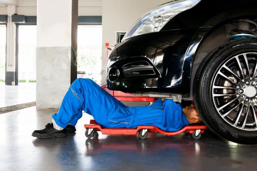 Mécanicien à domicile  Diagnostic et réparation panne auto rapide